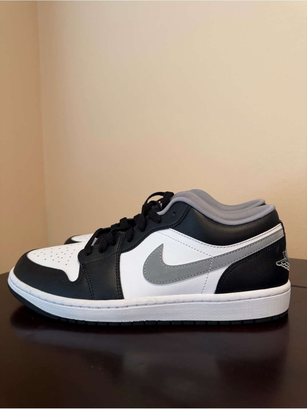 Jordan 1 Low Shadow Size 9